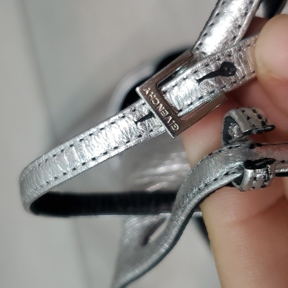 Givenchy Womens G lock Metallic Ankle Strap Heels Pump Sandals Shoes sz 9 - Picture 9 of 16